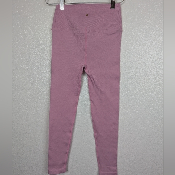 NWOT Spiritual Gangster wrap front seamless leggings pink xs/small - Picture 3 of 3